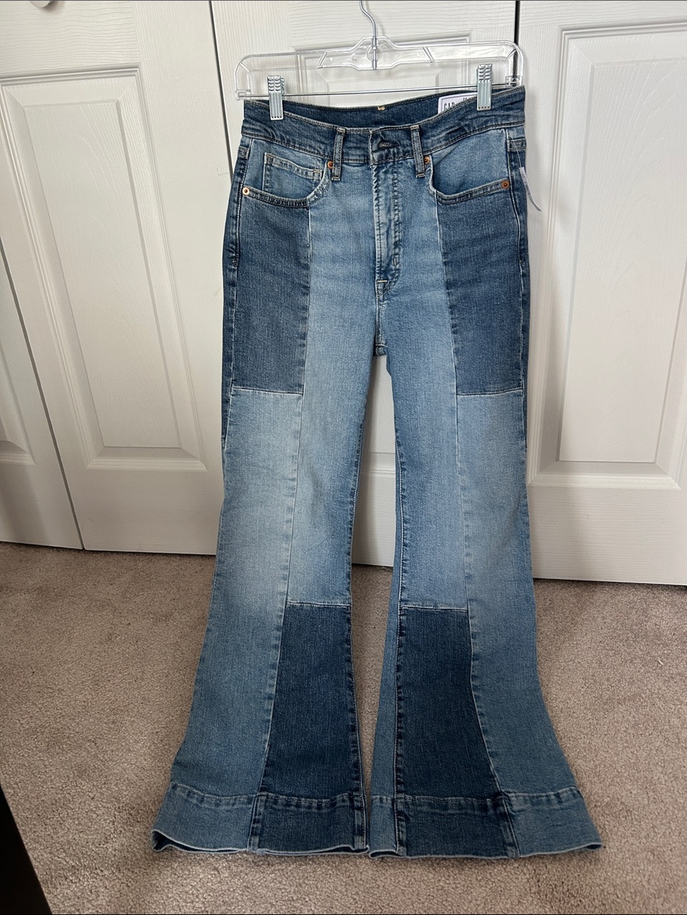 Gap 70s Flare High Rise Jeans Size 6P NWT